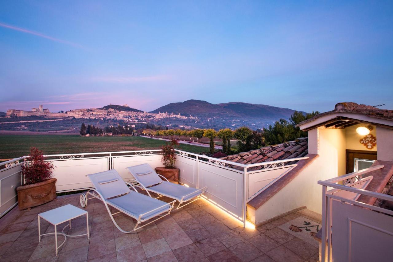 Unica Assisi Agri-Charming House Bed and Breakfast Εξωτερικό φωτογραφία
