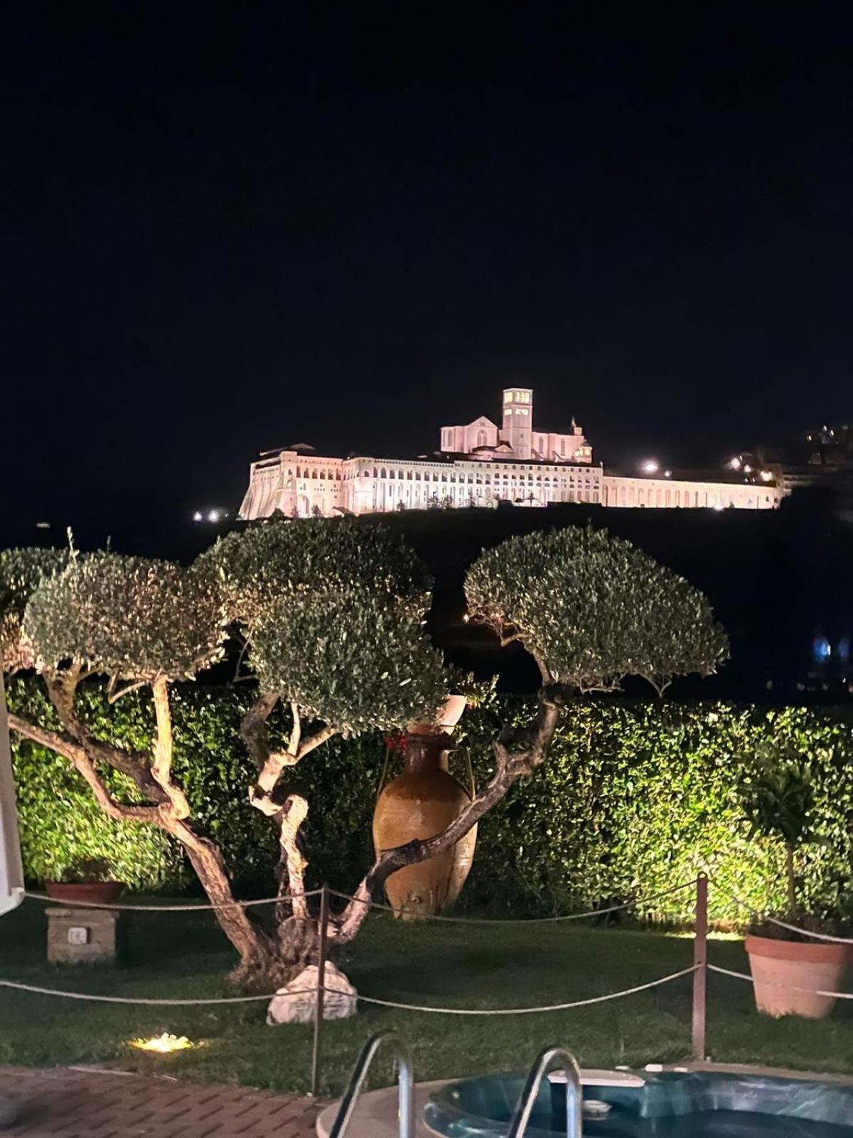 Unica Assisi Agri-Charming House Bed and Breakfast Εξωτερικό φωτογραφία