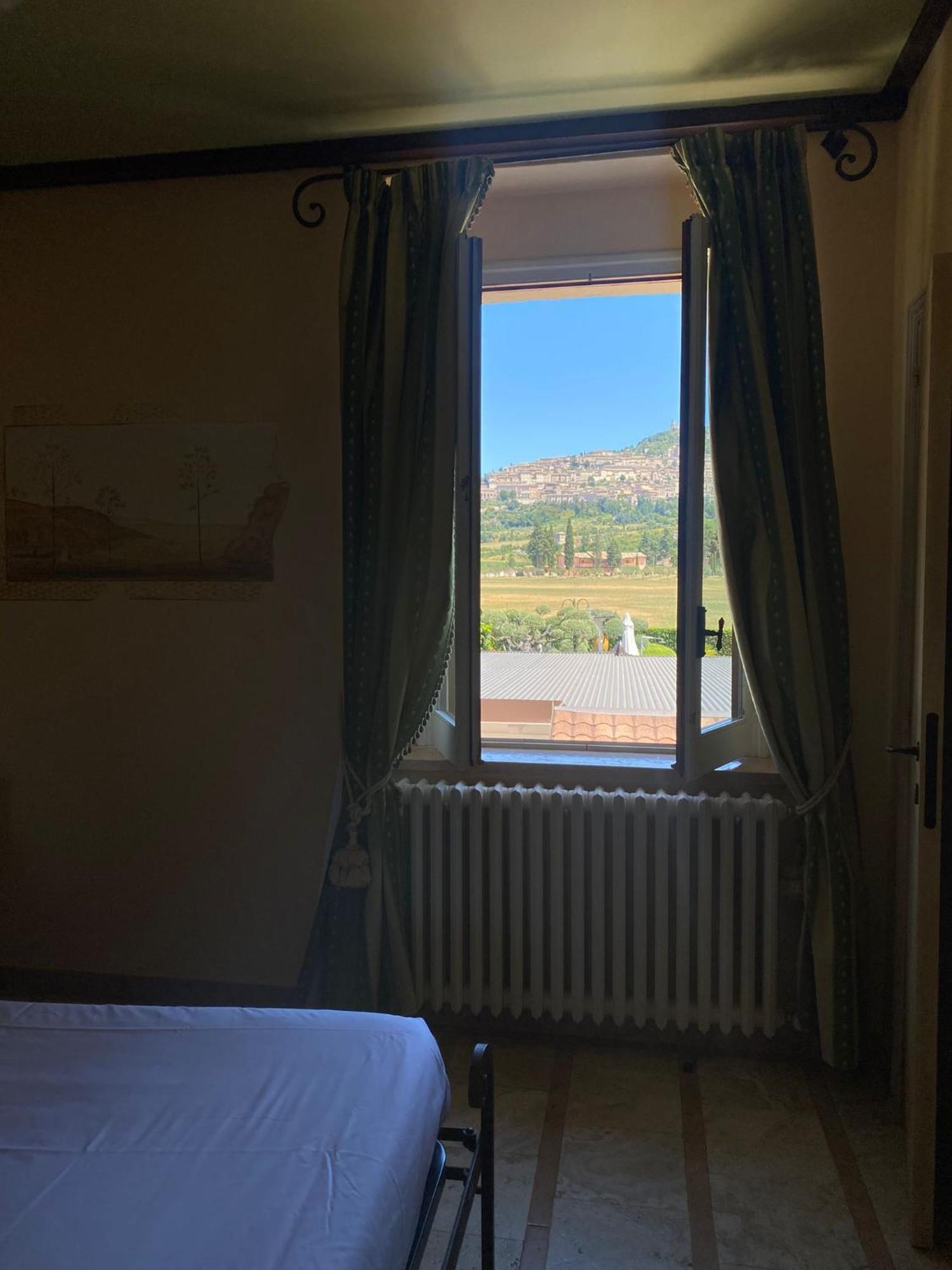 Unica Assisi Agri-Charming House Bed and Breakfast Εξωτερικό φωτογραφία